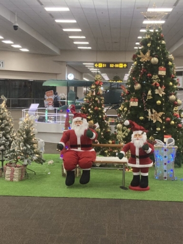 Christmas at the airport